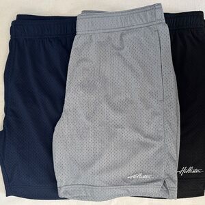Hollister Men’s 3 Pack 7” Mesh Logo Shorts | Size: M | Color: Navy, Gray & Black